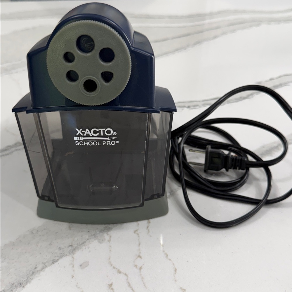 School Pro Electric Pencil Sharpener - Black and Gray